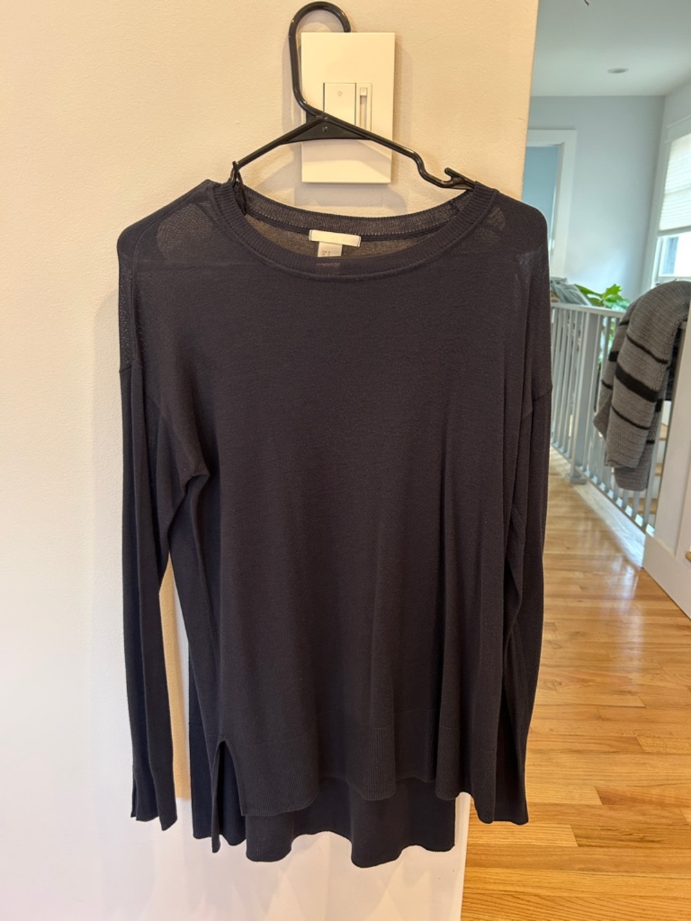 Lightweight Navy Long Sleeve Tunic Sweater shirt